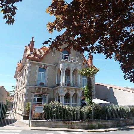 Chambres D'Hotes L'Insulaire Saint-Denis-d'Oleron Exterior photo